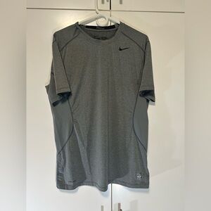 Nike Pro Combat Shirt Men's Large Gray Dri Fit Fitted Short Sleeve Compression